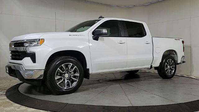 2022 Chevrolet Silverado 1500 Vehicle Photo in JOLIET, IL 60435-8135