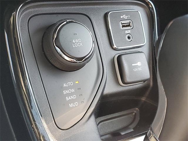 2021 Jeep Compass Vehicle Photo in GRAND BLANC, MI 48439-8139