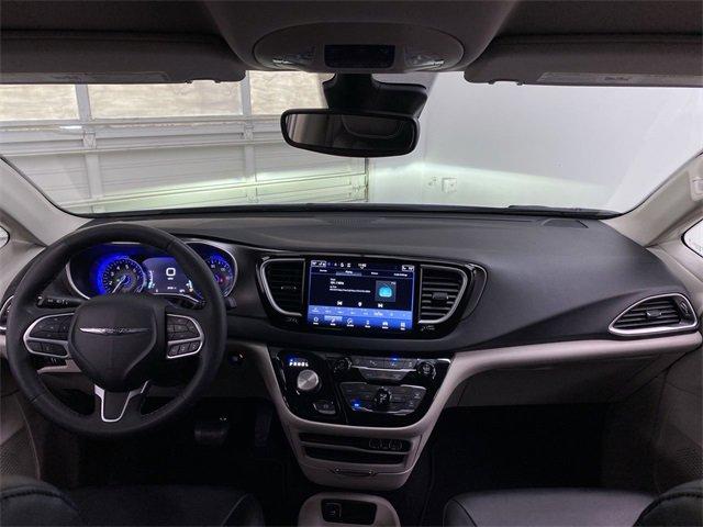 2023 Chrysler Pacifica Vehicle Photo in PORTLAND, OR 97225-3518