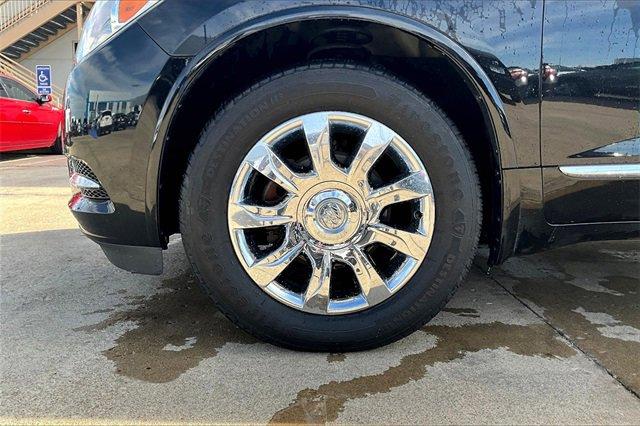 2017 Buick Enclave Vehicle Photo in TOPEKA, KS 66609-0000