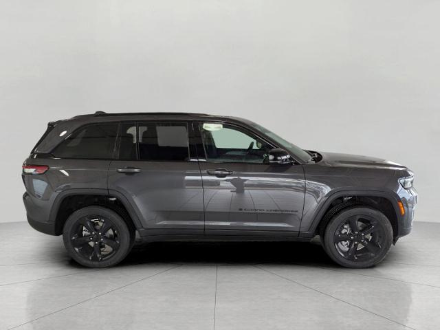 2025 Jeep Grand Cherokee Vehicle Photo in Oshkosh, WI 54901