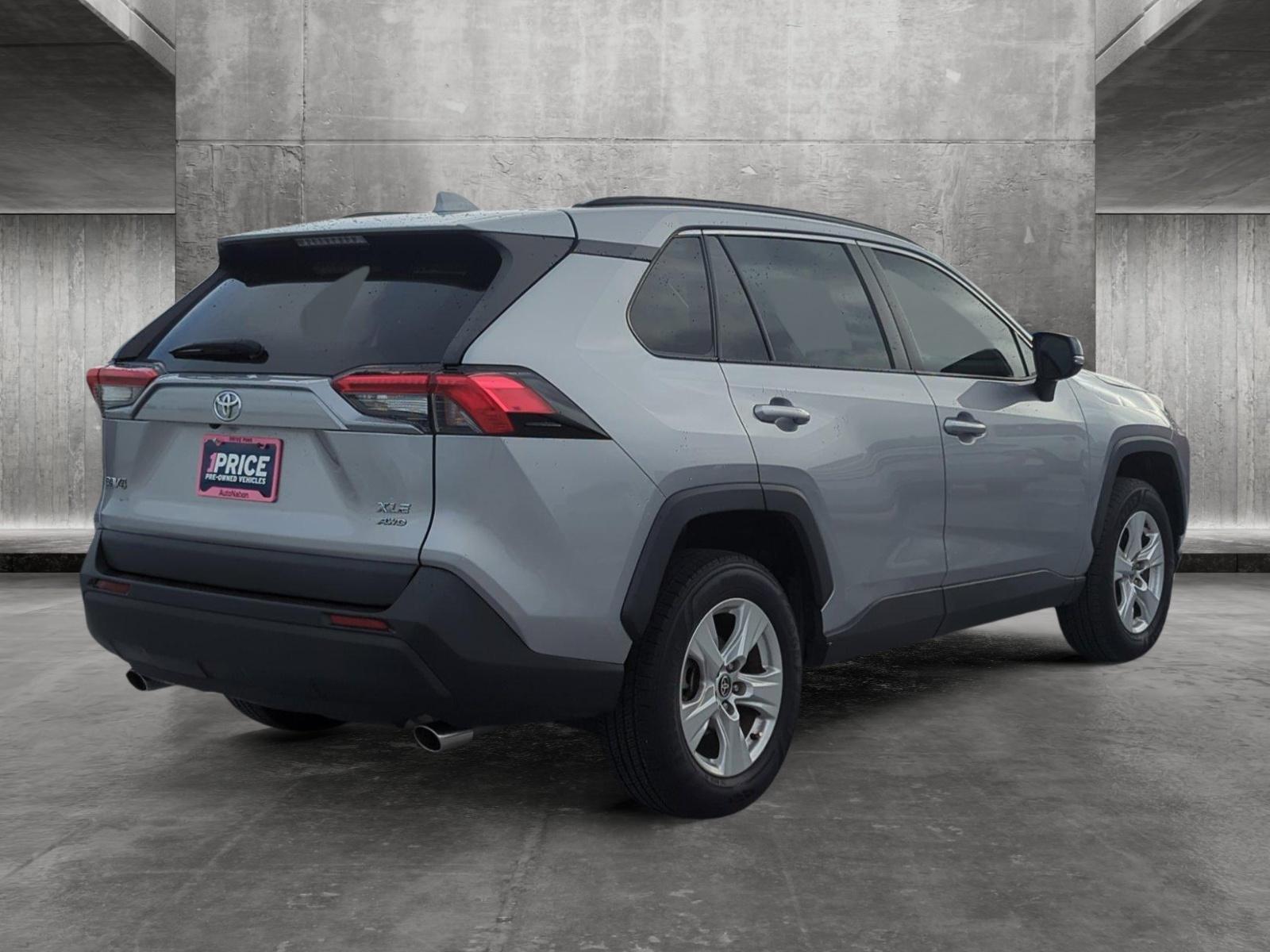 2021 Toyota RAV4 Vehicle Photo in Ft. Myers, FL 33907