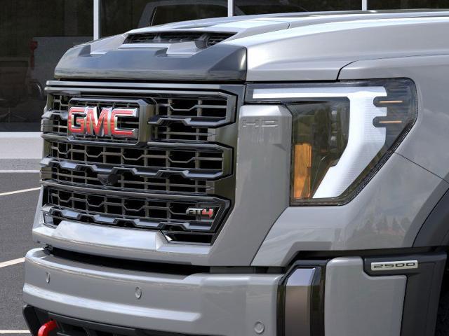 2025 GMC Sierra 2500 HD Vehicle Photo in EMPORIA, VA 23847-1235