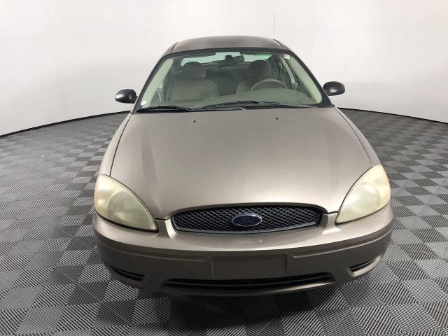 2005 Ford Taurus Vehicle Photo in INDIANAPOLIS, IN 46227-0991