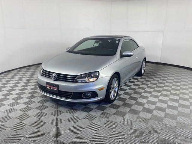 2013 Volkswagen Eos Vehicle Photo in MEDINA, OH 44256-9001