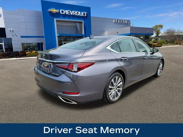 2020 Lexus ES 350 Vehicle Photo in DANBURY, CT 06810-5034