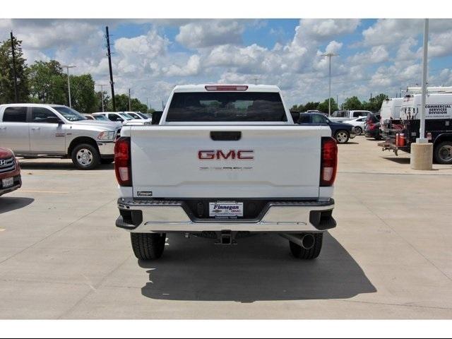 2024 GMC Sierra 2500 HD Vehicle Photo in ROSENBERG, TX 77471-5675