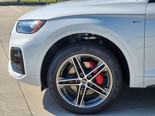 2025 Audi Q7 Vehicle Photo in HOUSTON, TX 77090