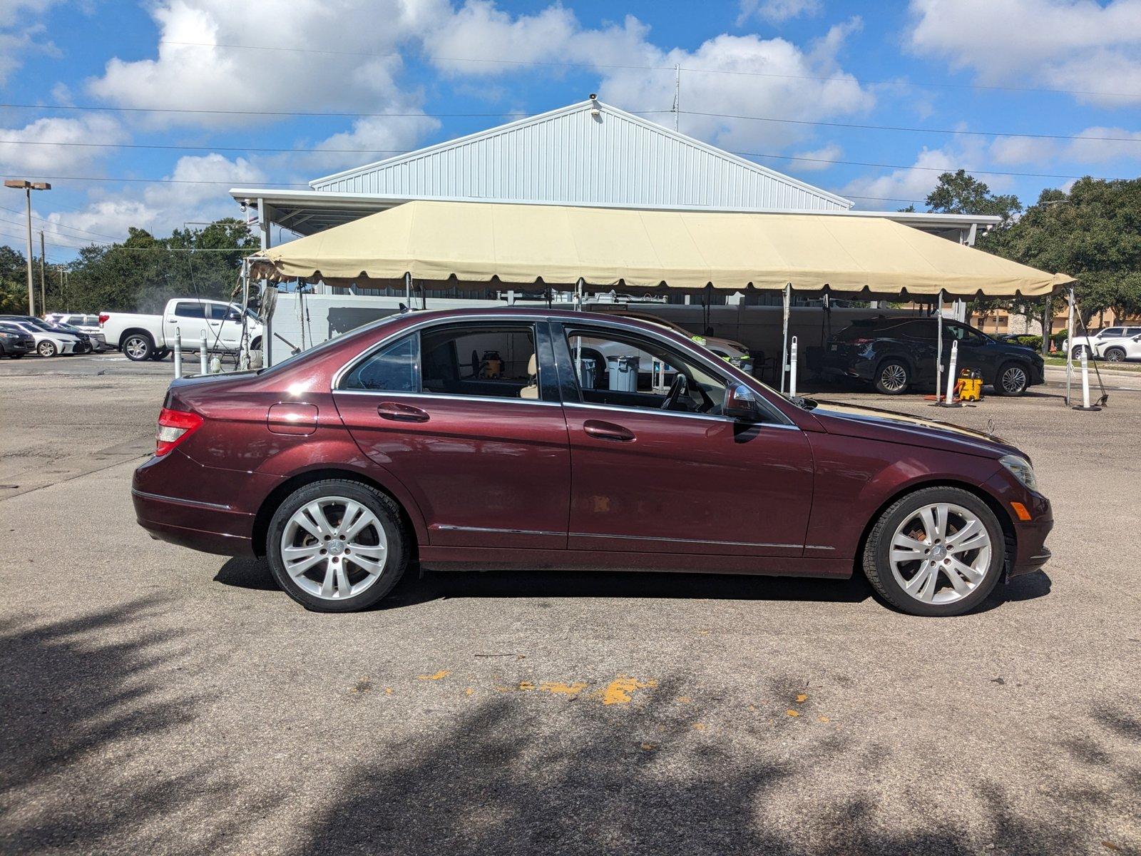 2009 Mercedes-Benz C-Class Vehicle Photo in Tampa, FL 33614