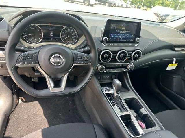 2024 Nissan Sentra Vehicle Photo in Canton, MI 48188