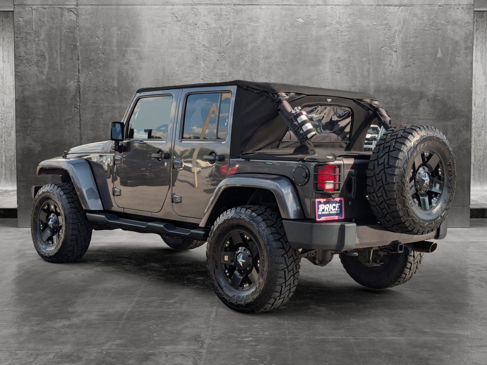 2016 Jeep Wrangler Unlimited Vehicle Photo in St. Petersburg, FL 33713