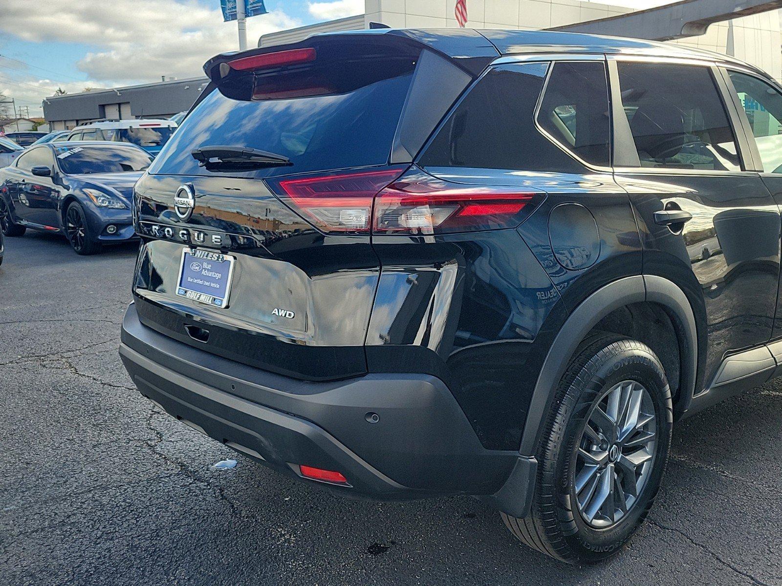 2021 Nissan Rogue Vehicle Photo in Saint Charles, IL 60174