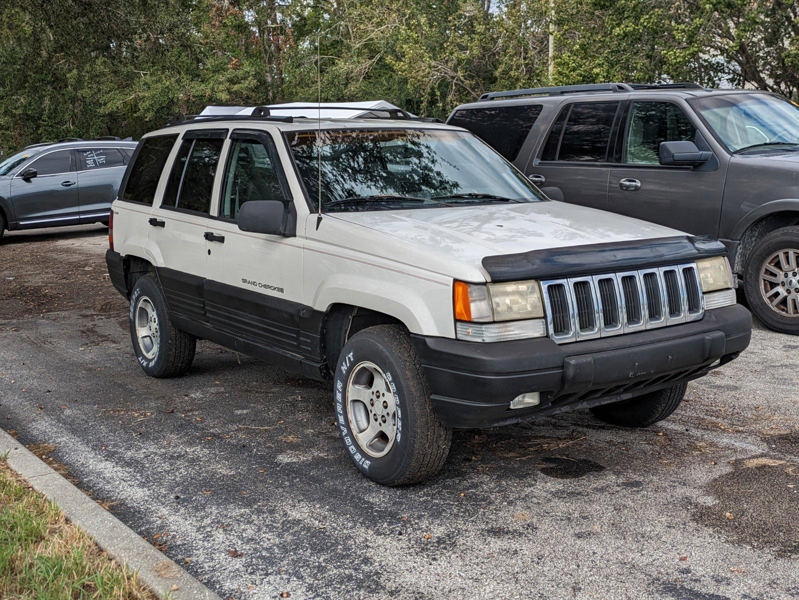 1997 Jeep Grand Cherokee Vehicle Photo in Jacksonville, FL 32244