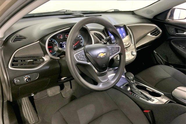 2022 Chevrolet Malibu Vehicle Photo in KANSAS CITY, MO 64114-4502