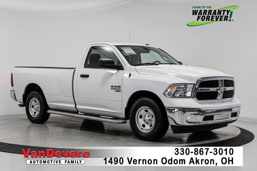 2023 Ram 1500 Classic Vehicle Photo in AKRON, OH 44320-4088