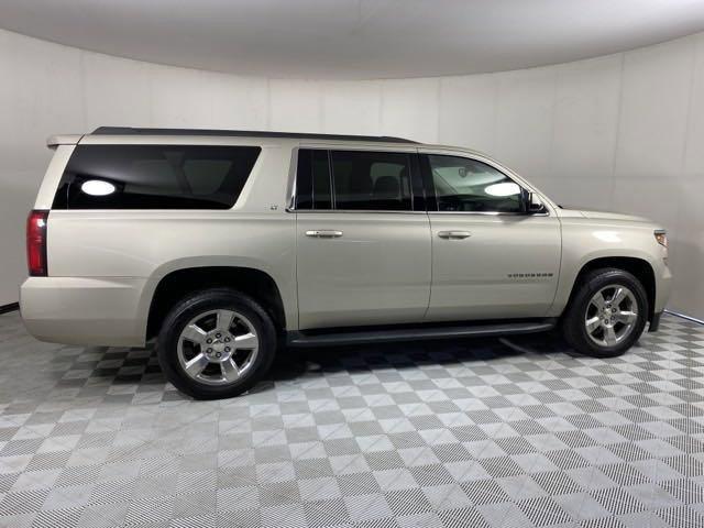 2017 Chevrolet Suburban Vehicle Photo in MEDINA, OH 44256-9001