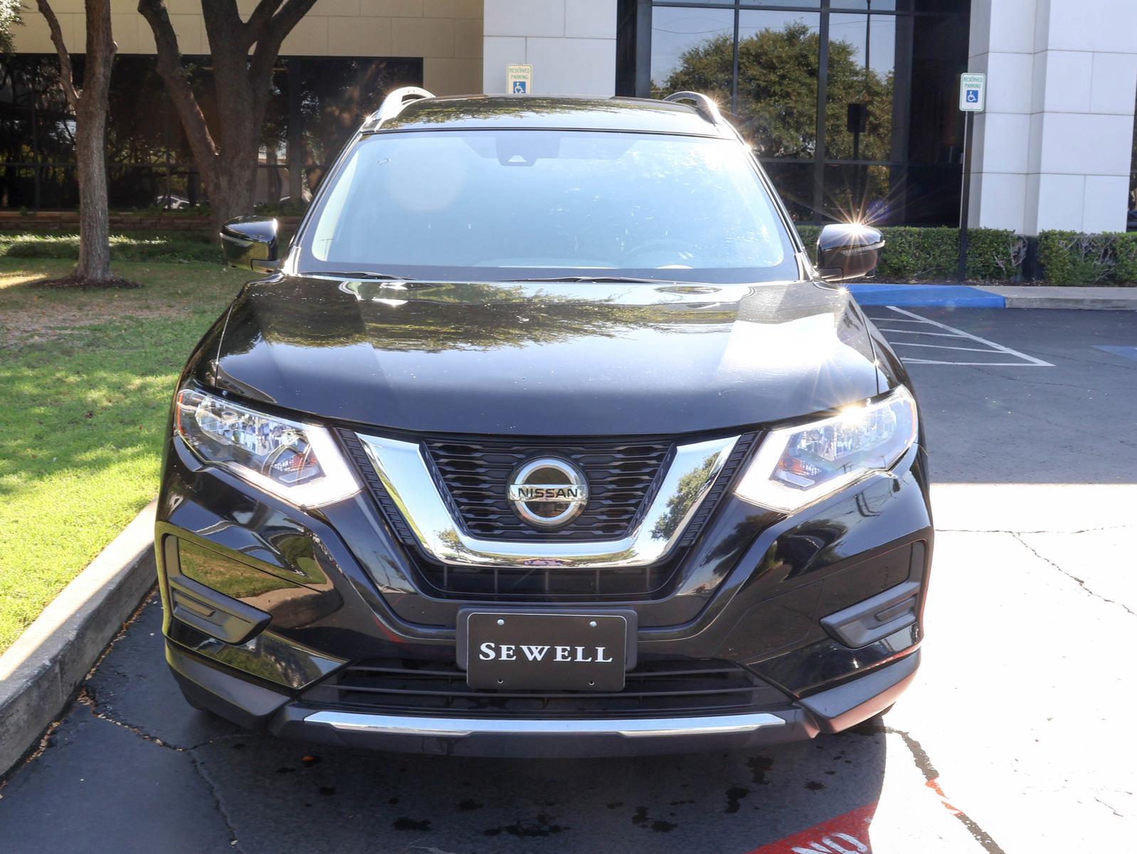 2019 Nissan Rogue Vehicle Photo in DALLAS, TX 75209-3095