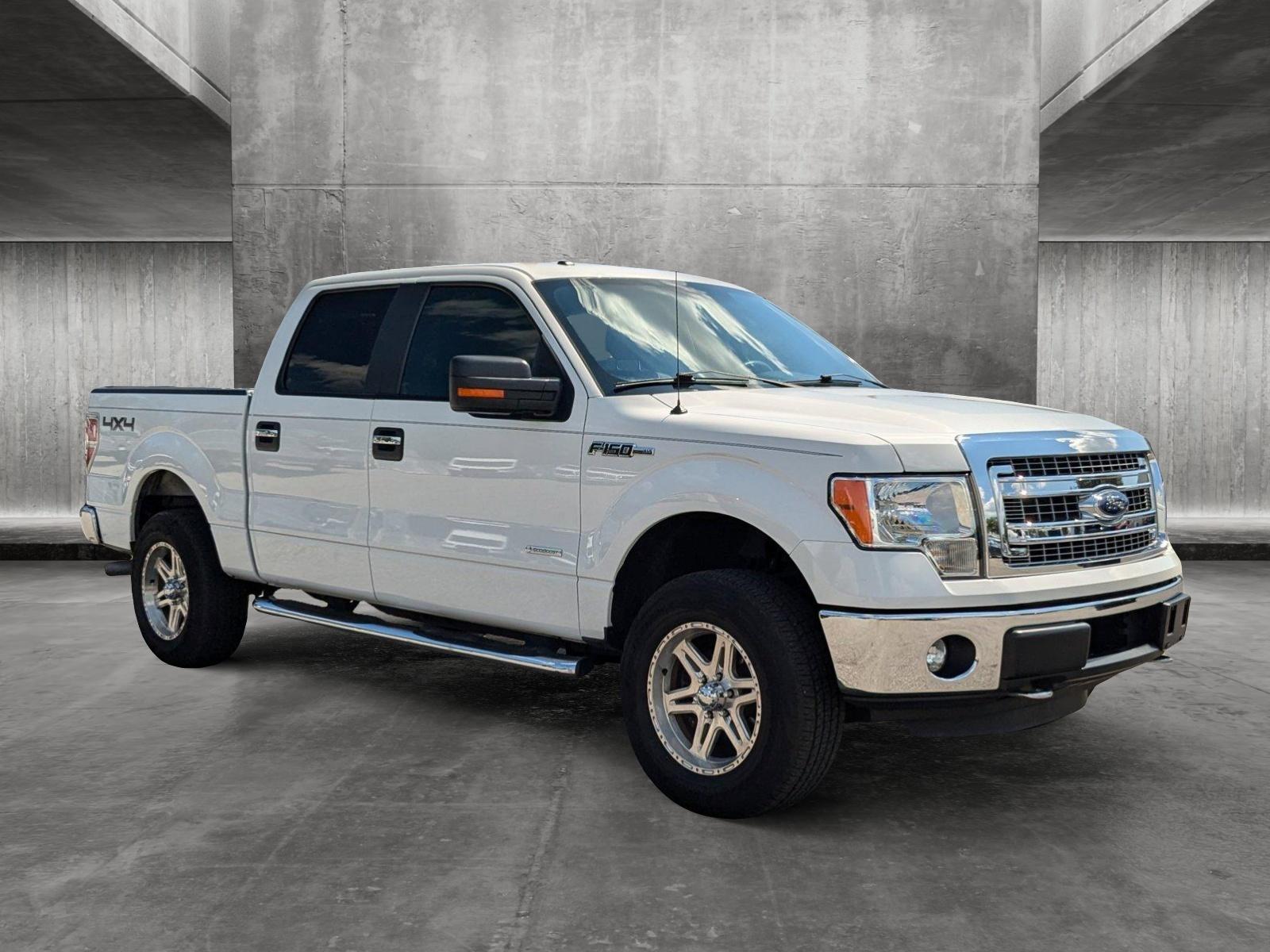 2013 Ford F-150 Vehicle Photo in St. Petersburg, FL 33713