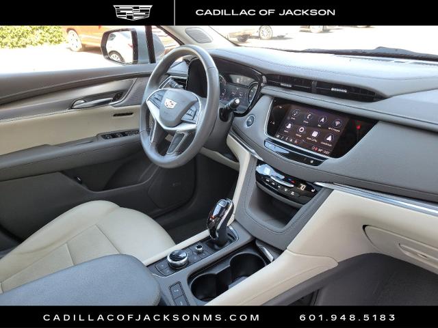 2024 Cadillac XT5 Vehicle Photo in RIDGELAND, MS 39157-4406