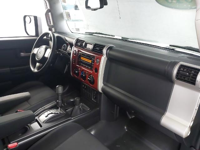 2010 Toyota FJ Cruiser Vehicle Photo in WENTZVILLE, MO 63385-1017