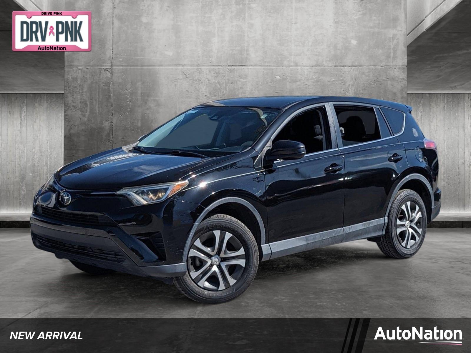 2018 Toyota RAV4 Vehicle Photo in Tampa, FL 33614