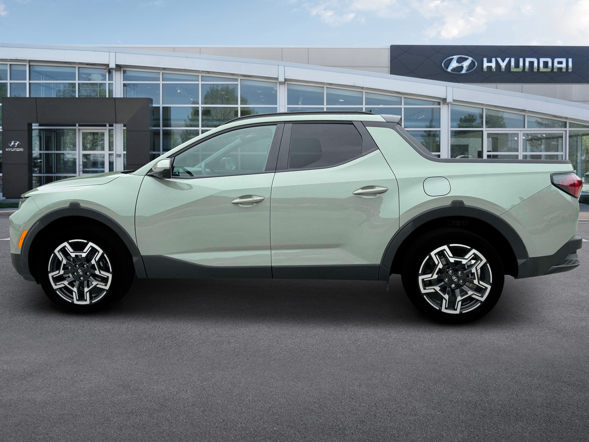 2025 Hyundai SANTA CRUZ Vehicle Photo in Greeley, CO 80634