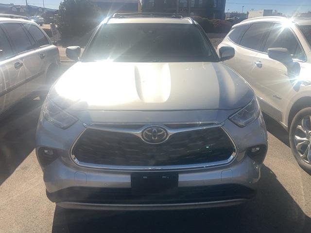 2020 Toyota Highlander Vehicle Photo in PRESCOTT, AZ 86305-3700