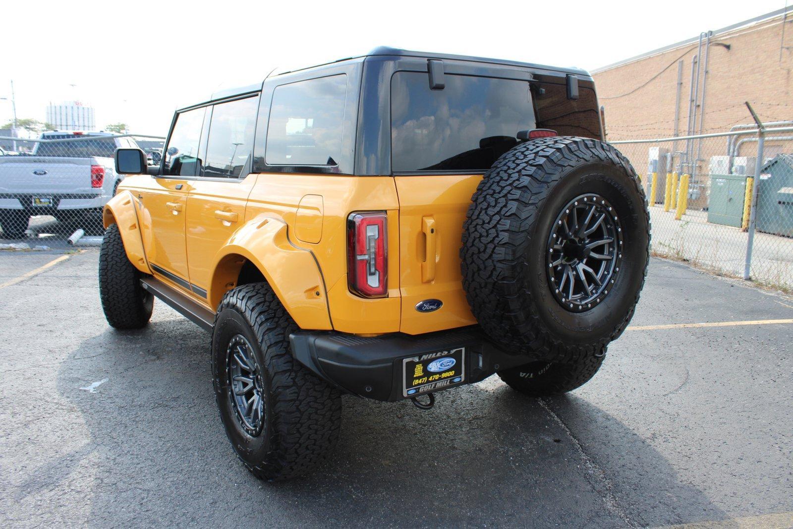 2021 Ford Bronco Vehicle Photo in Plainfield, IL 60586