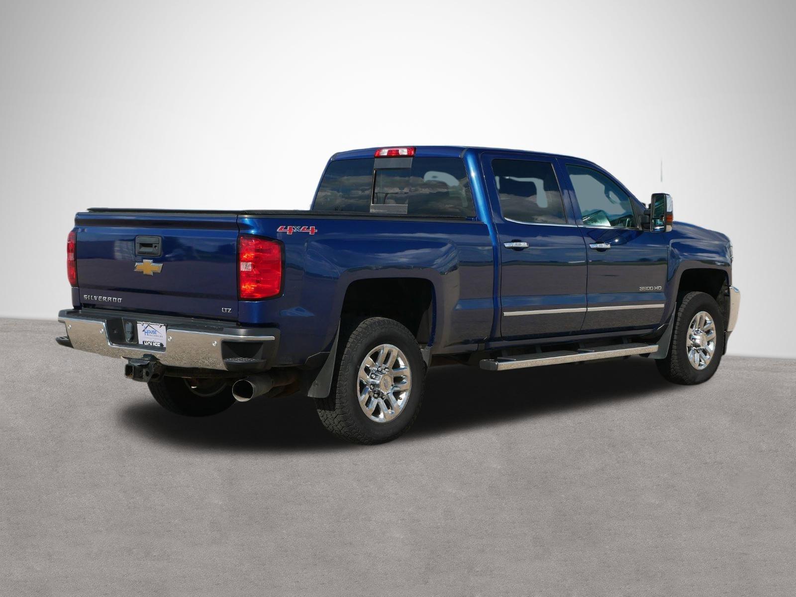 2016 Chevrolet Silverado 3500 HD Vehicle Photo in OWATONNA, MN 55060-4060