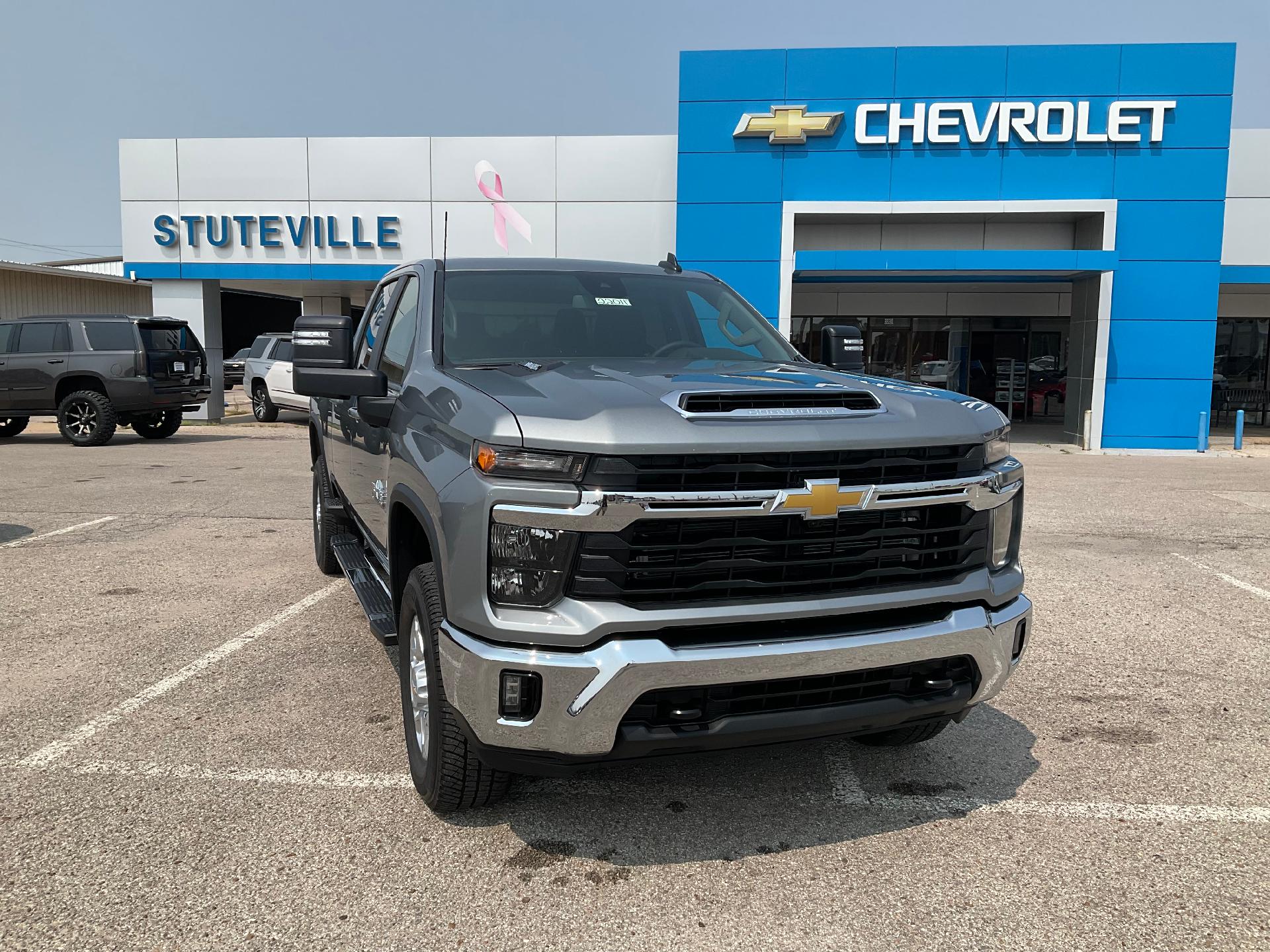 2024 Chevrolet Silverado 2500 HD Vehicle Photo in PONCA CITY, OK 74601-1036