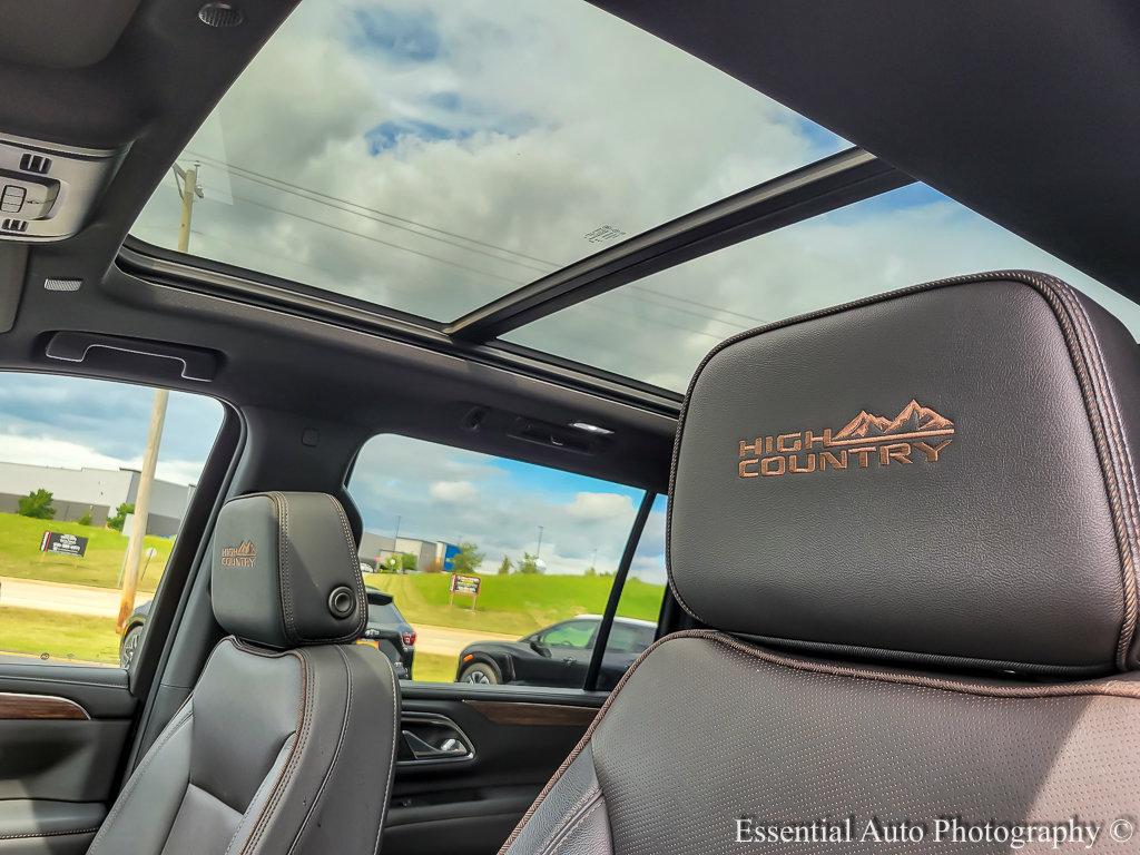 2023 Chevrolet Suburban Vehicle Photo in AURORA, IL 60503-9326