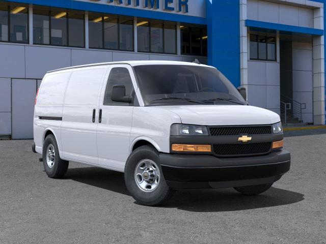 2024 Chevrolet Express Cargo Van Vehicle Photo in KANSAS CITY, MO 64114-4502