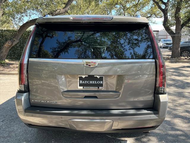 2018 Cadillac Escalade Vehicle Photo in SAN ANTONIO, TX 78230-1001