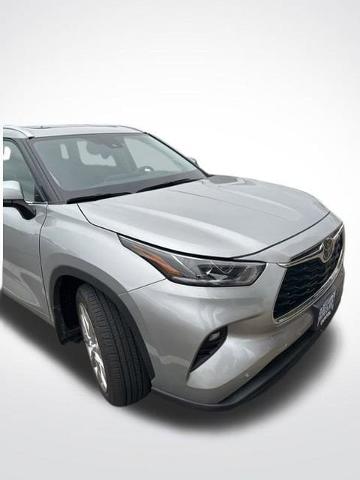 2023 Toyota Highlander Vehicle Photo in Salem, OR 97301