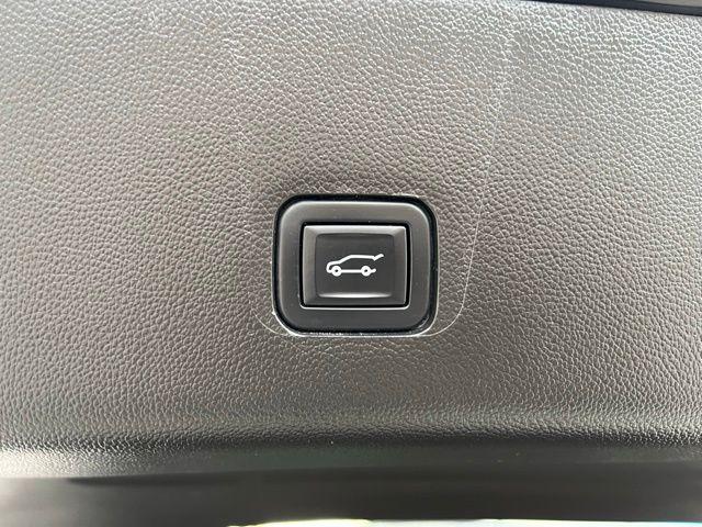 2020 Chevrolet Traverse Vehicle Photo in Salt Lake City, UT 84115-2787