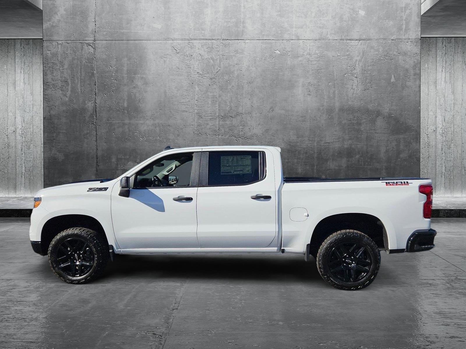 2024 Chevrolet Silverado 1500 Vehicle Photo in MESA, AZ 85206-4395