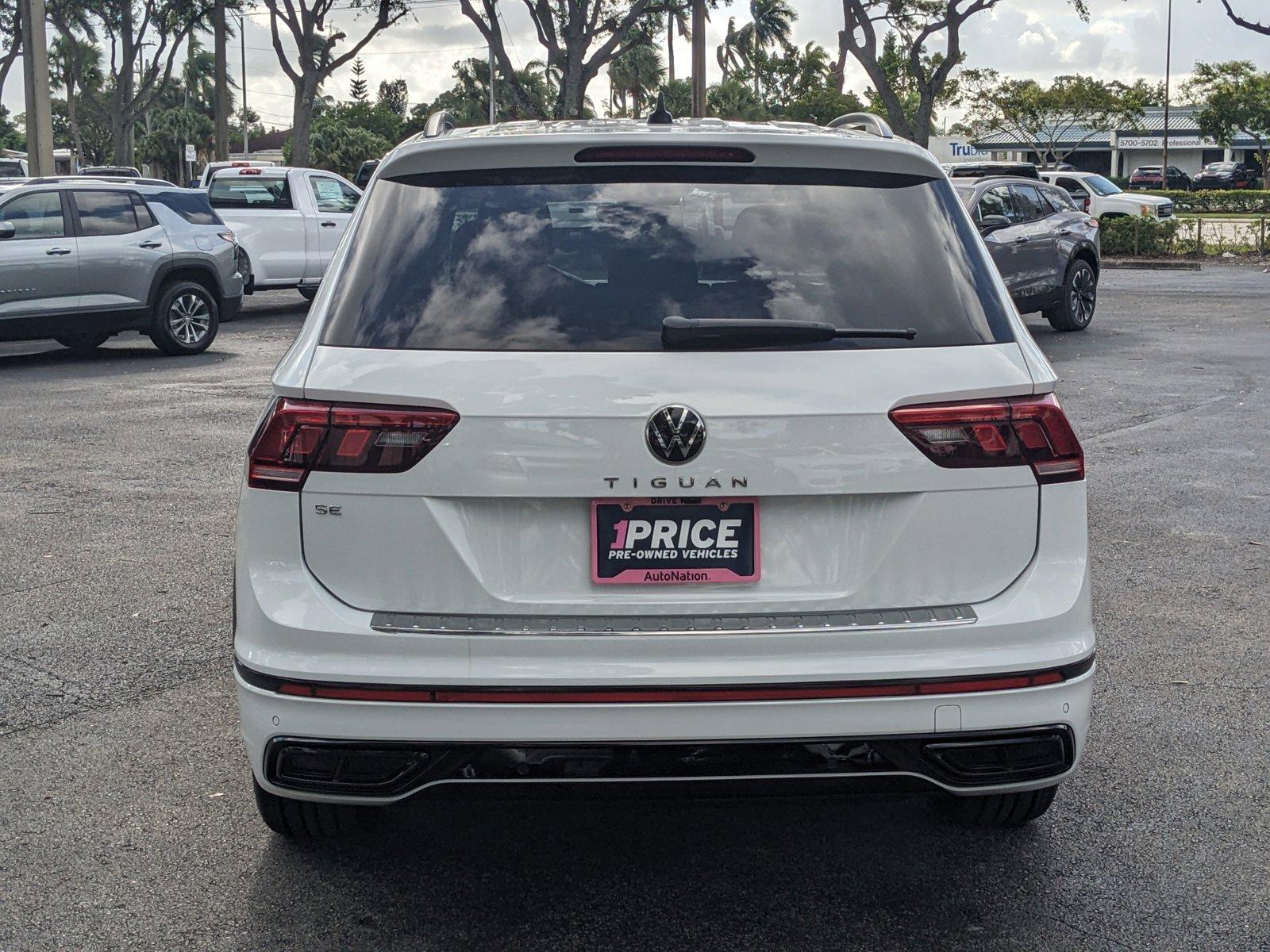 2022 Volkswagen Tiguan Vehicle Photo in GREENACRES, FL 33463-3207