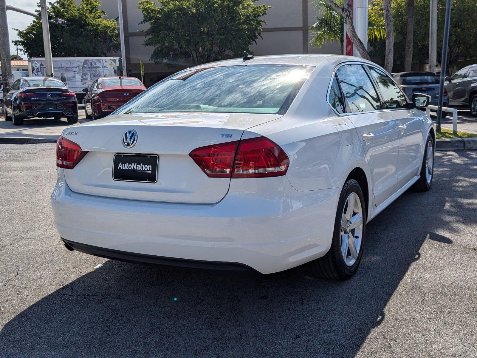 2015 Volkswagen Passat Vehicle Photo in Miami, FL 33135