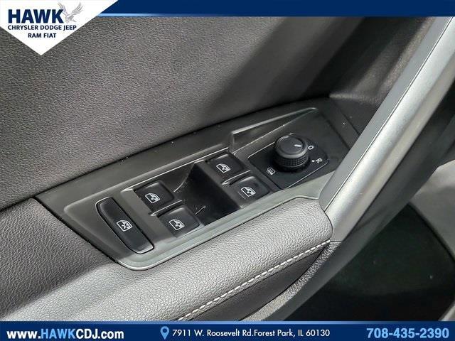 2024 Volkswagen Tiguan Vehicle Photo in Saint Charles, IL 60174