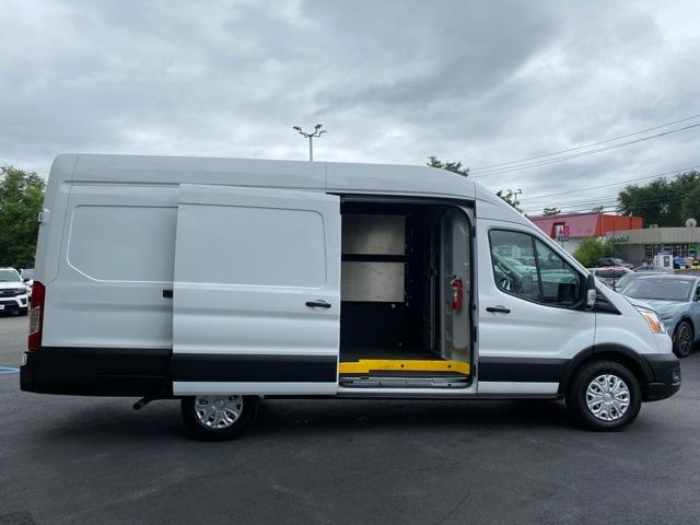 2022 Ford Transit Cargo Van Vehicle Photo in Mahwah, NJ 07430-1343