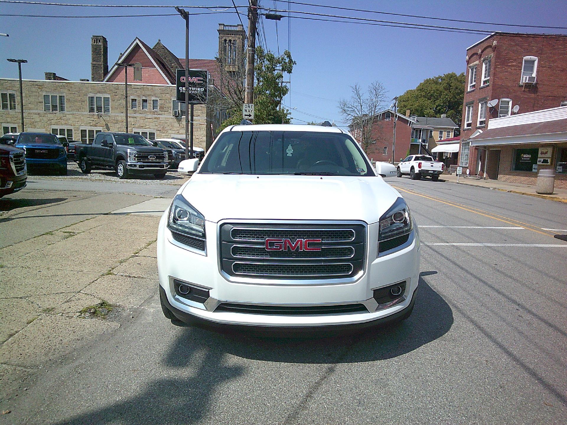 2017 GMC Acadia Limited Vehicle Photo in KITTANNING, PA 16201-1536