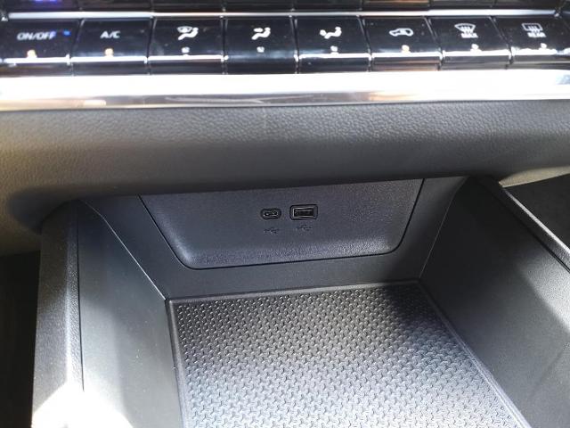 2025 Chevrolet Equinox Vehicle Photo in ROSENBERG, TX 77471-5675