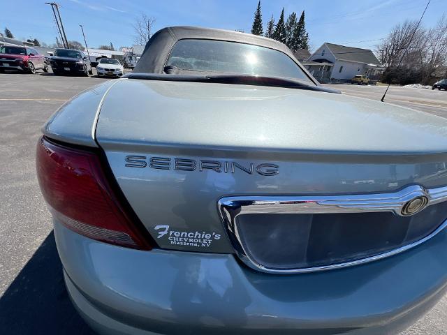 2004 Chrysler Sebring Vehicle Photo in MASSENA, NY 13662-2255