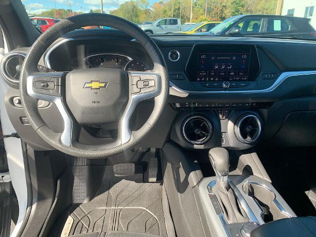 2021 Chevrolet Blazer Vehicle Photo in MOON TOWNSHIP, PA 15108-2571