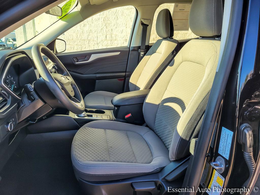 2022 Ford Escape Vehicle Photo in Saint Charles, IL 60174