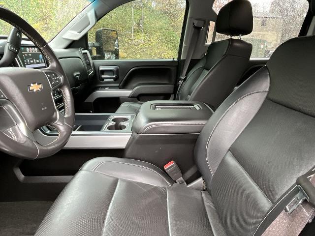 2017 Chevrolet Silverado 2500 HD Vehicle Photo in PITTSBURGH, PA 15226-1209