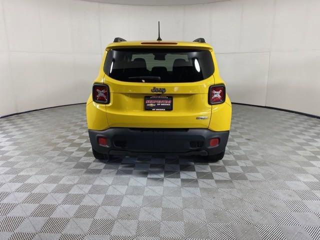 2015 Jeep Renegade Vehicle Photo in MEDINA, OH 44256-9001