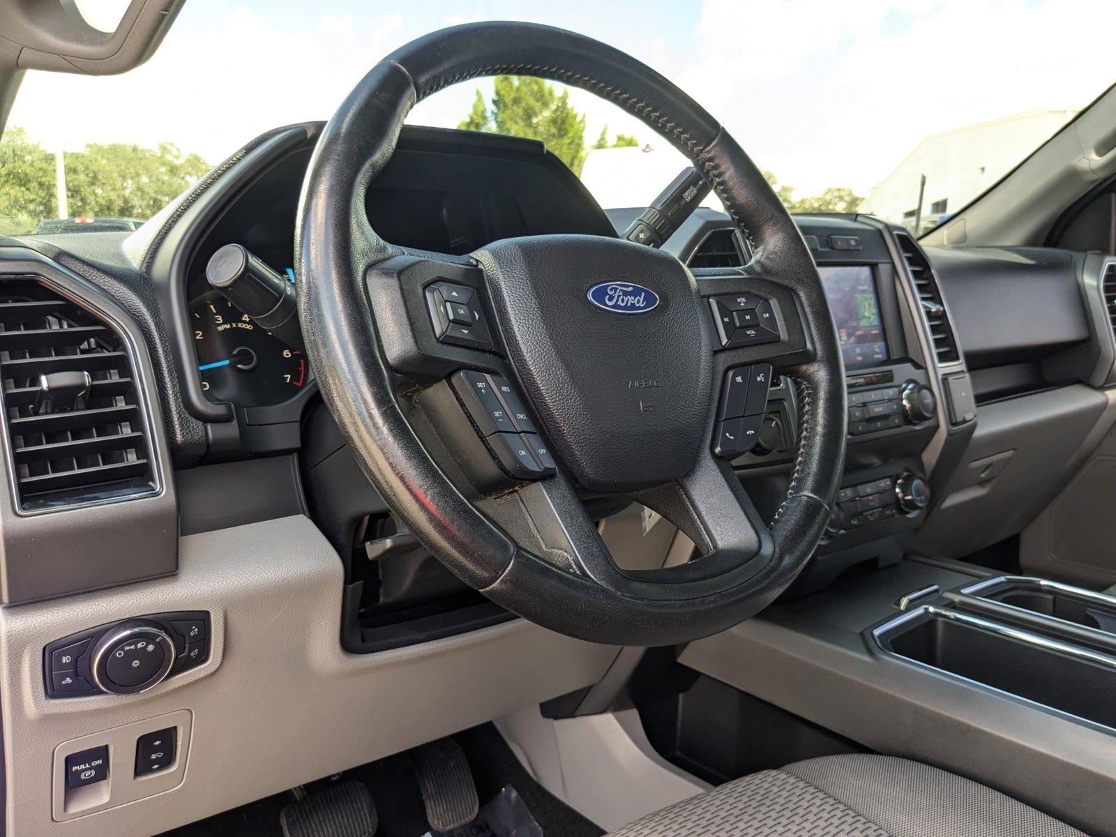 2019 Ford F-150 Vehicle Photo in St. Petersburg, FL 33713