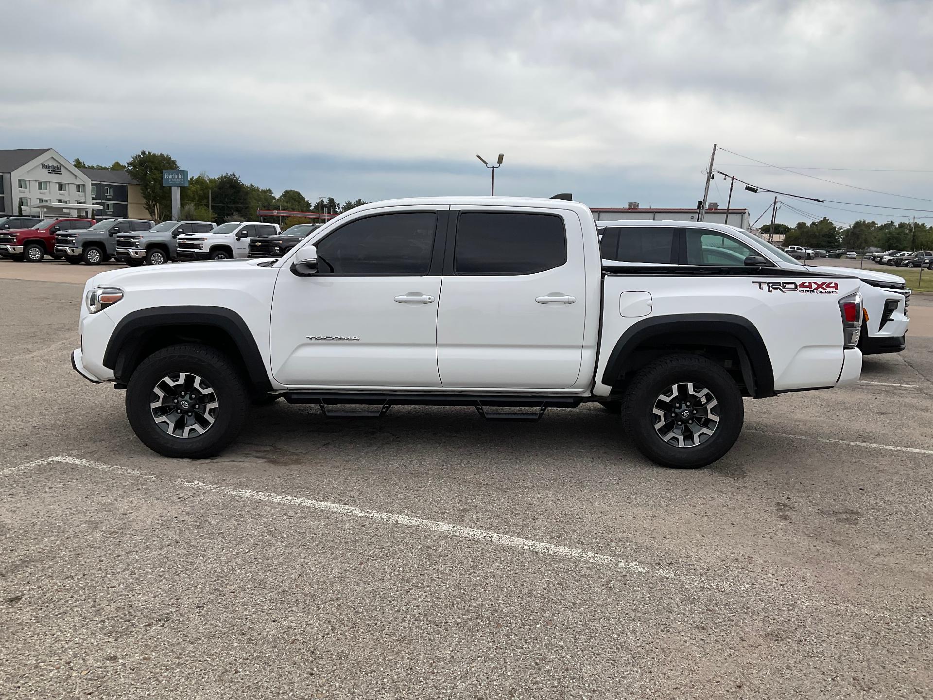 2021 Toyota Tacoma 4WD Vehicle Photo in PONCA CITY, OK 74601-1036