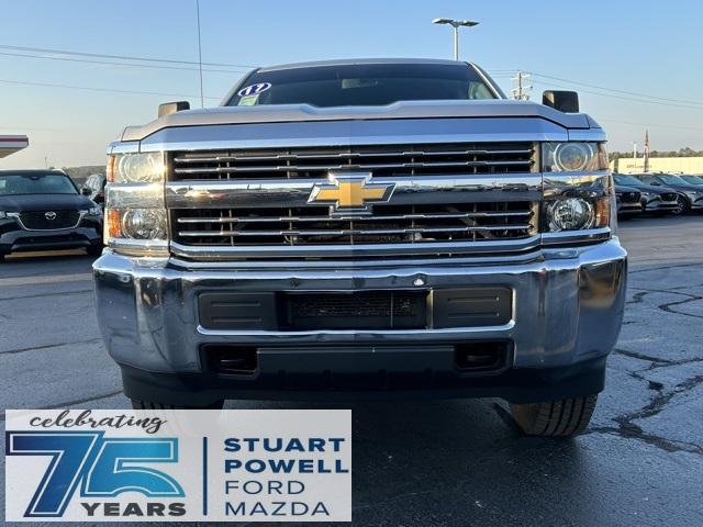 2017 Chevrolet Silverado 2500 HD Vehicle Photo in Danville, KY 40422-2805